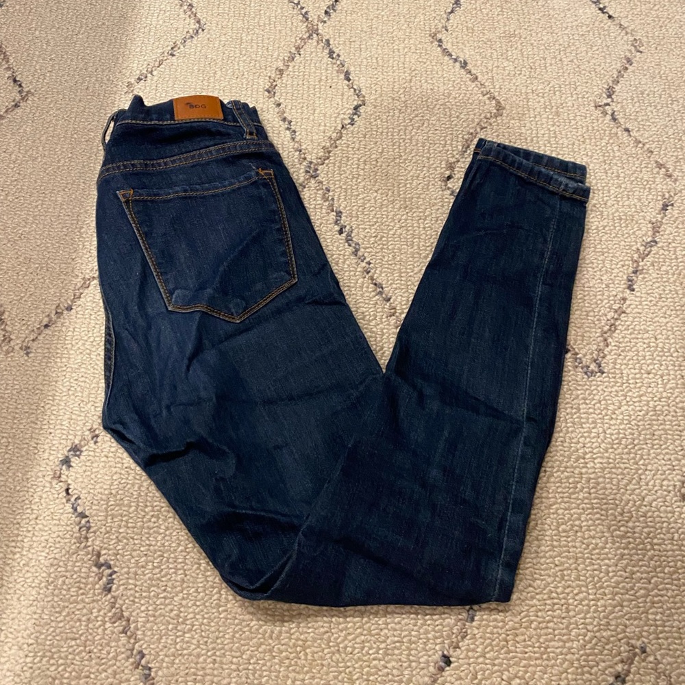 BDG dark wash denim skinny leg. Size 27 length 29.